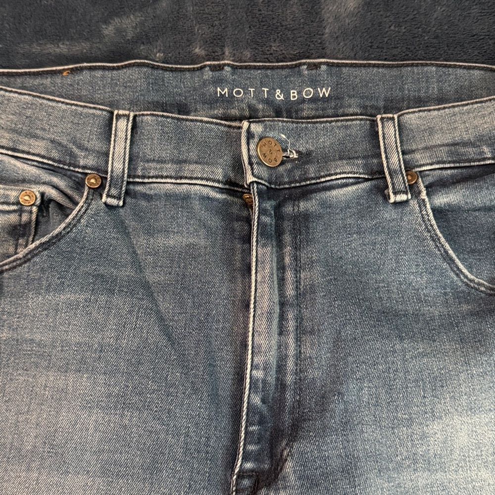 Mott & Bow Men’s Slim Jeans - Blue - Picture 6 of 10